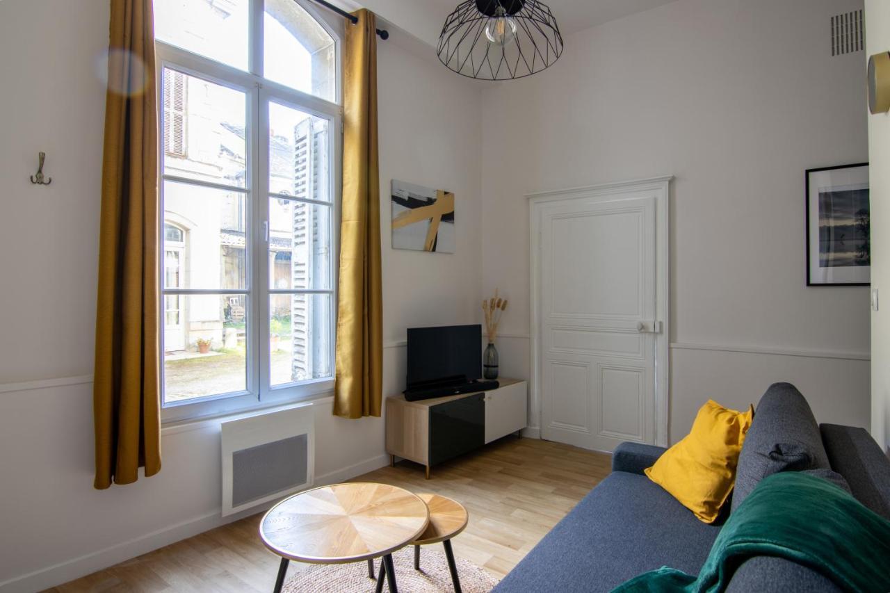 Apt Bords De Loire - Rdc - Au Pied Du Chateau Сомюр Экстерьер фото